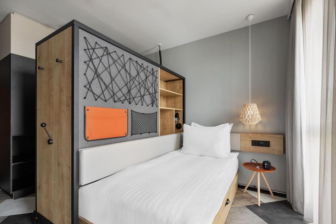 Stay Kooook Geneva City - Online Check In New Opening Экстерьер фото