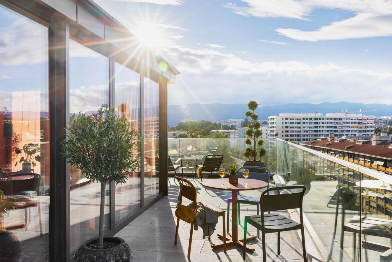 Stay Kooook Geneva City - Online Check In New Opening Экстерьер фото